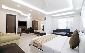 Amara Inn- Near Igi Delhi Airport